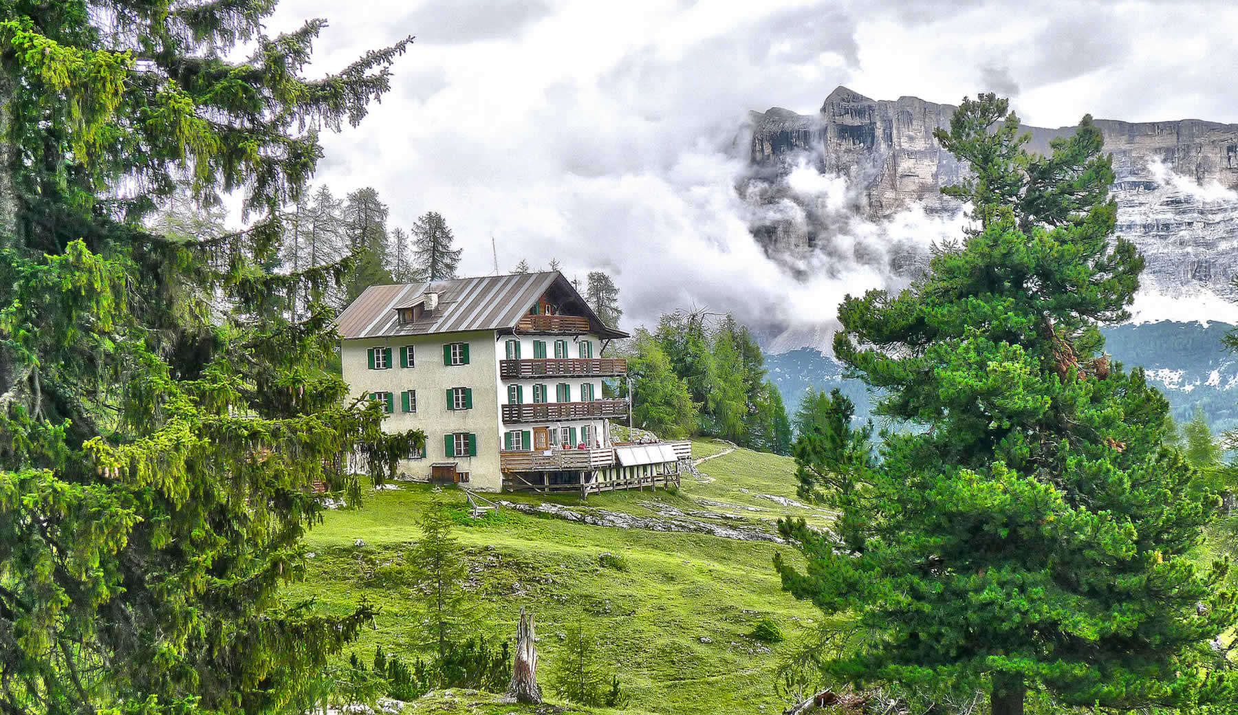 Rifugio Gardenacia Alta Badia